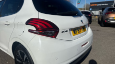 Peugeot 208 1.2 PureTech Allure Premium 5dr Petrol Hatchback